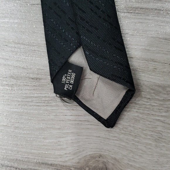 ***FREE add on - Men's tie from Tip Top Tailoirs - Picture 4 of 4